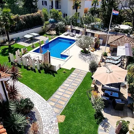 Appartement Engel With Pool *