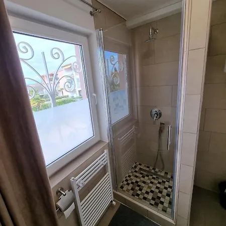 Appartement Engel With Pool