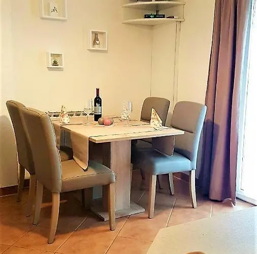 Apartment Engel With Pool *