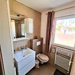 Engel With Pool Apartman Poreč